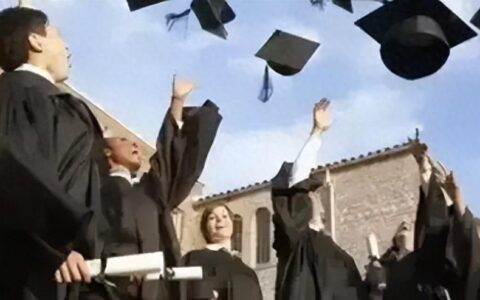百万学费换来7000月薪,留学生就业路在何方?