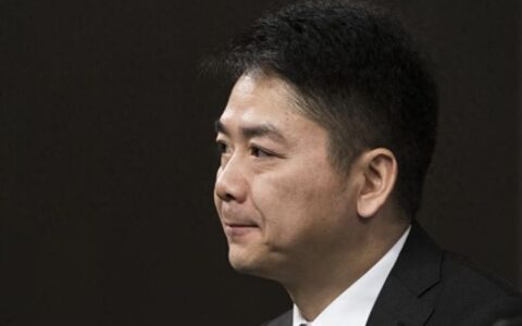 刘强东内网发声：我自责，但躺平不属于我，京东将迎来大变革
