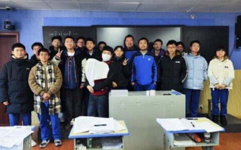 全班49人48个高考过600分 老师：多数来自山村，主动要求不放假-全班46人43人考满分
