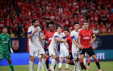又赢了2-1，成都队狂飙5球双杀，周定洋爆发2球，天津队7败倒下-成都飙车圣地