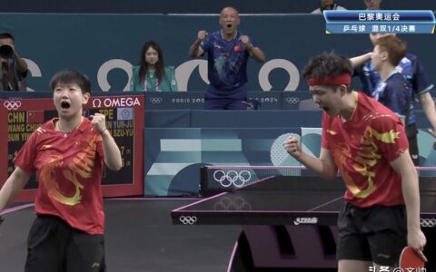 4-2！孙颖莎、王楚钦打败林昀儒、陈思羽！郭晶晶、霍启刚也来了-孙颖莎王楚钦采访捏脸