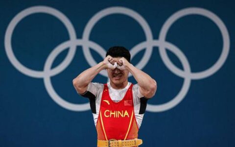 遗憾落幕！石智勇内收肌疑似断裂，奥运赛场洒泪告别-石智勇破纪录了吗
